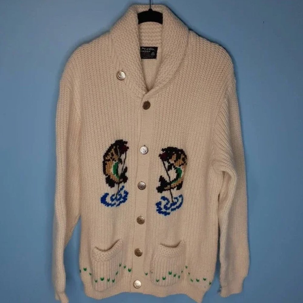 Vintage Men's Tundra 100% Virgin Wool Cardigan Fish Sweater Size Large